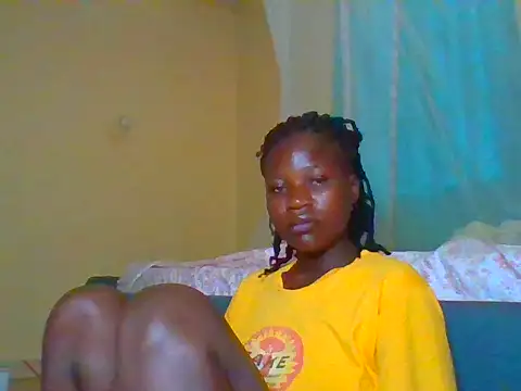 Snapshot of candycrusha chatting on July 15, 2026, 5:45 am candycrusha online show from July 15, 2026, 5:45 am