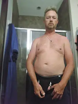 Snapshot of BlueEyedSilverFox chatting on July 20, 2026, 6:17 am BlueEyedSilverFox online show from July 20, 2026, 6:17 am