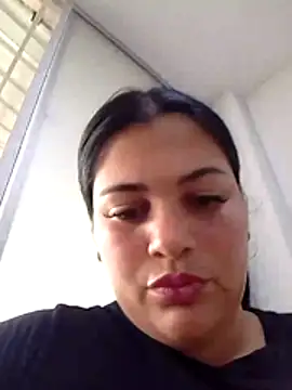 jhoaniita online show from July 23, 2026, 2:04 pm