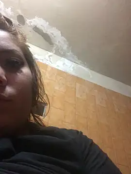 alexaparedes01 online show from June 6, 2026, 5:01 am