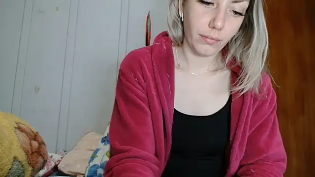 Snapshot of Alana_sc chatting on June 16, 2026, 11:35 am Alana sc online show from June 16, 2026, 11:35 am