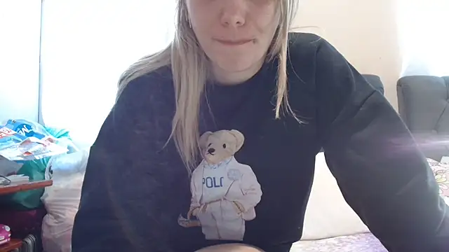 Snapshot of Alana_sc chatting on July 8, 2026, 4:22 pm Alana sc online show from July 8, 2026, 4:22 pm