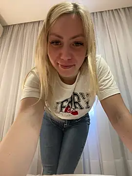 Snapshot of Alana_sc chatting on July 19, 2026, 1:15 pm Alana sc online show from July 19, 2026, 1:15 pm