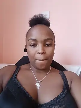 Snapshot of cutequeen_01 chatting on June 14, 2026, 2:08 pm cutequeen 01 online show from June 14, 2026, 2:08 pm