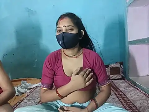 Snapshot of Cute_kirti777 chatting on June 13, 2026, 4:49 pm Cute kirti777 online show from June 13, 2026, 4:49 pm