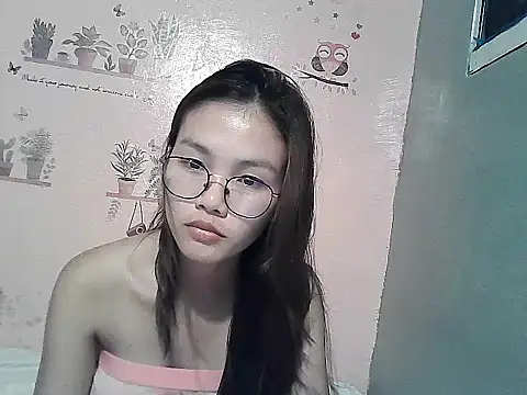 Snapshot of ClassyCrushpinay chatting on June 21, 2026, 11:35 am ClassyCrushpinay online show from June 21, 2026, 11:35 am