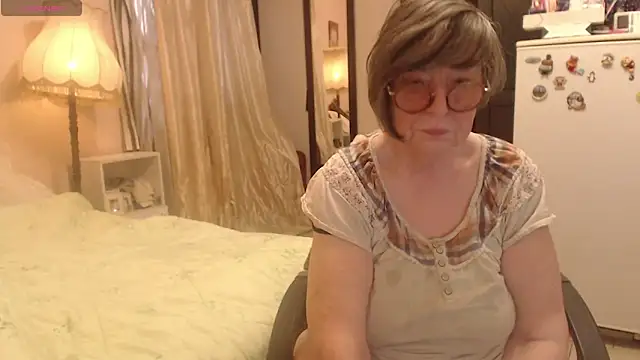 Sharon Amore online show from May 1, 2026, 5:39 pm