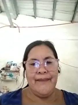 Snapshot of ClassyLady51 chatting on June 11, 2026, 5:27 am ClassyLady51 online show from June 11, 2026, 5:27 am