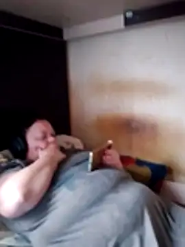 Snapshot of oksana72 chatting on March 18, 2026, 1:25 pm oksana72 online show from March 18, 2026, 1:25 pm