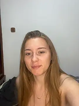 Snapshot of FlirtySophiaa chatting on June 17, 2026, 10:06 am FlirtySophiaa online show from June 17, 2026, 10:06 am