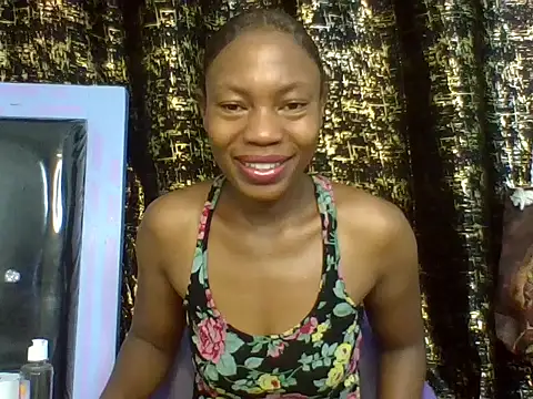 Snapshot of Lovey_daisy15 chatting on June 27, 2026, 12:37 am Lovey daisy15 online show from June 27, 2026, 12:37 am