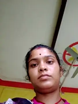Hot dia92 online show from July 3, 2026, 3:24 am
