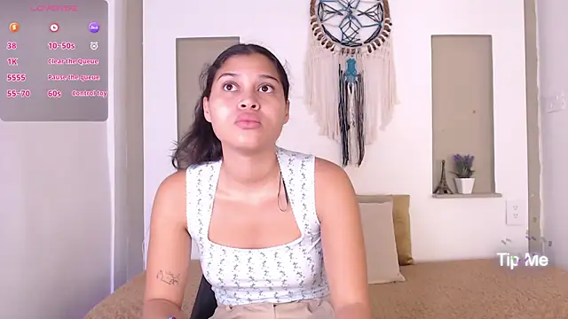 Snapshot of Kitty_Desire2 chatting on July 2, 2026, 12:44 pm Kitty Desire2 online show from July 2, 2026, 12:44 pm