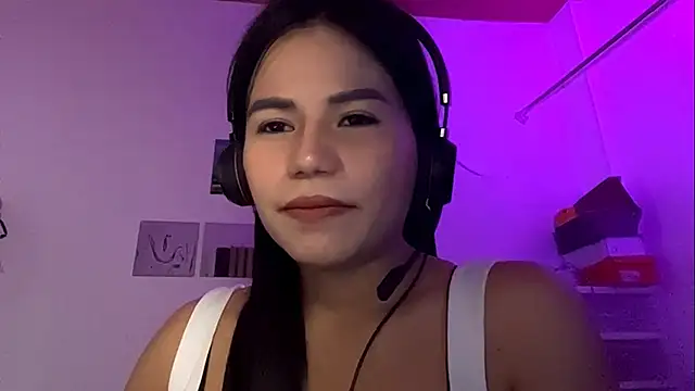 Snapshot of MartiCalvaruso chatting on June 11, 2026, 8:34 am MartiCalvaruso online show from June 11, 2026, 8:34 am