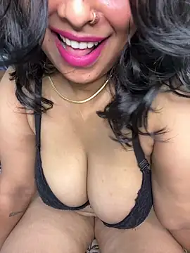 Snapshot of Nottyy_Bella_ chatting on July 8, 2026, 11:53 pm Nottyy Bella online show from July 8, 2026, 11:53 pm