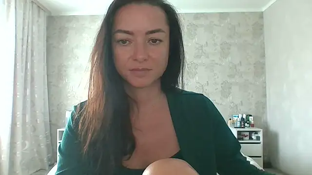 Snapshot of Mia_Salamanka chatting on June 23, 2026, 6:11 am Mia Salamanka online show from June 23, 2026, 6:11 am