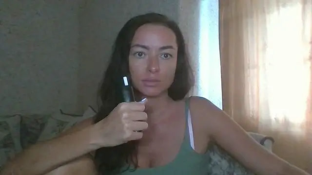Snapshot of Mia_Salamanka chatting on July 9, 2026, 7:34 am Mia Salamanka online show from July 9, 2026, 7:34 am