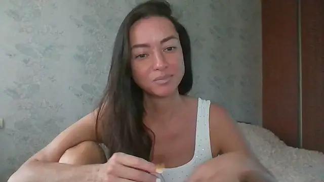 Snapshot of Mia_Salamanka chatting on July 16, 2026, 4:51 am Mia Salamanka online show from July 16, 2026, 4:51 am
