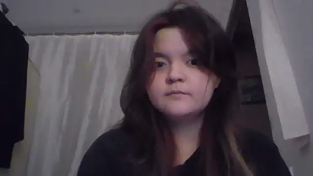 Snapshot of ZeldaSayre_ chatting on July 5, 2026, 10:39 pm ZeldaSayre online show from July 5, 2026, 10:39 pm