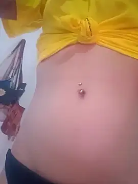 bonequinhaGatinha online show from June 13, 2026, 12:47 pm