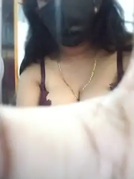 darkrlips online show from July 19, 2026, 9:57 am