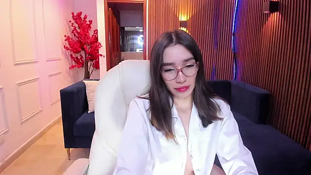 Snapshot of Emma_caarter_ chatting on July 10, 2026, 3:11 am Emma caarter online show from July 10, 2026, 3:11 am