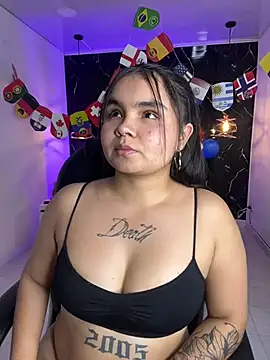 TifanyRoseX online show from July 6, 2026, 7:38 pm