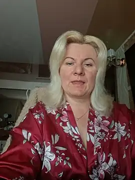 VikaRaine555 online show from June 15, 2026, 8:05 am