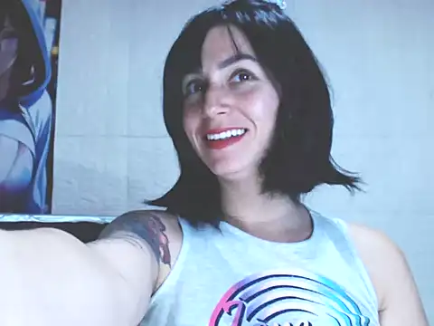 sweetiesquirt online show from June 20, 2026, 2:42 pm