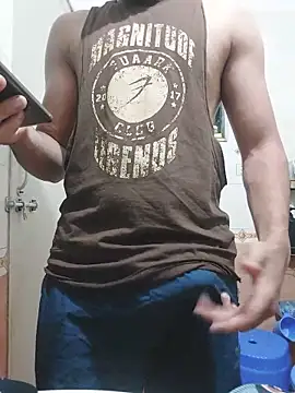hunkfreakin online show from June 16, 2026, 7:33 am