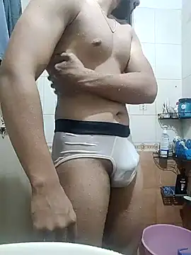 hunkfreakin online show from July 1, 2026, 10:06 am