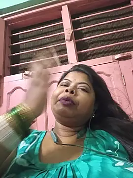 Snapshot of Mumtaz-vijay8 chatting on July 25, 2026, 6:16 pm Mumtaz-vijay8 online show from July 25, 2026, 6:16 pm