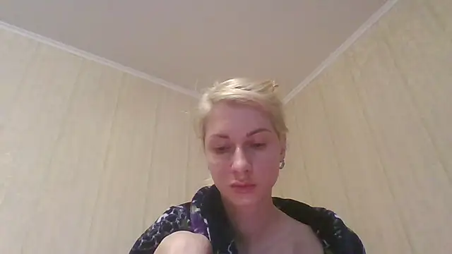 AmberandBlond online show from June 19, 2026, 4:00 pm