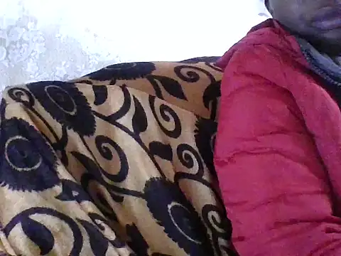 Snapshot of lucyswee chatting on July 26, 2026, 7:15 am lucyswee online show from July 26, 2026, 7:15 am
