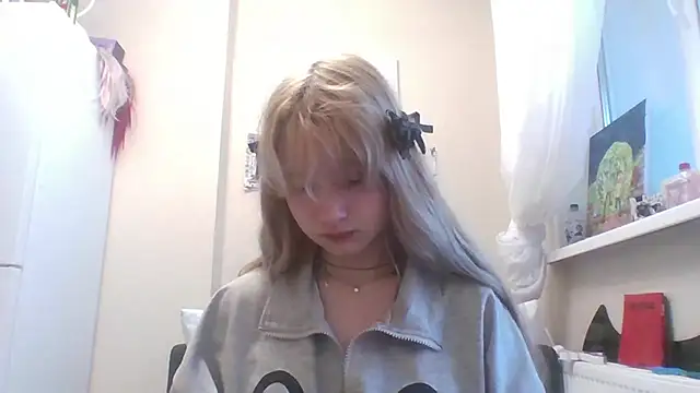 Snapshot of DinaKolter chatting on June 30, 2026, 4:19 pm DinaKolter online show from June 30, 2026, 4:19 pm