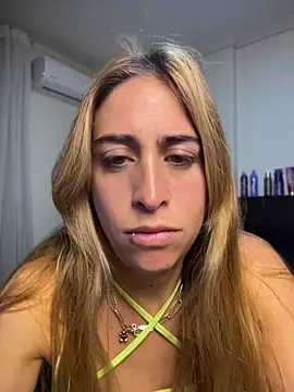 Snapshot of NicoleWilder chatting on July 28, 2026, 12:12 pm NicoleWilder online show from July 28, 2026, 12:12 pm