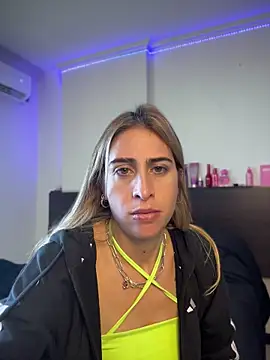 Snapshot of NicoleWilder chatting on July 28, 2026, 2:24 pm NicoleWilder online show from July 28, 2026, 2:24 pm