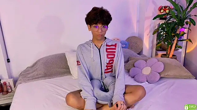 Samy Twink online show from June 29, 2026, 12:50 am