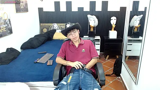 Snapshot of Jake_Falcon chatting on June 11, 2026, 1:09 pm Jake Falcon online show from June 11, 2026, 1:09 pm