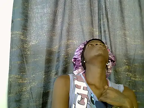Snapshot of Sheratonyblacks chatting on June 18, 2026, 11:25 am Sheratonyblacks online show from June 18, 2026, 11:25 am