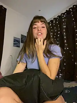 BarbieRapunzel online show from June 15, 2026, 9:28 pm