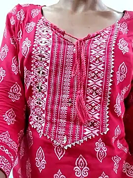 Snapshot of simran_kaur01 chatting on June 11, 2026, 7:28 am simran kaur01 online show from June 11, 2026, 7:28 am