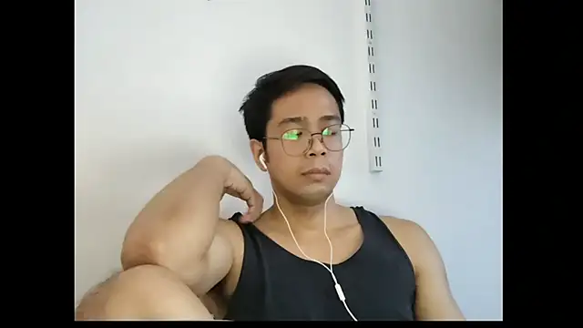 Snapshot of AsianMaster chatting on June 25, 2026, 5:12 am AsianMaster online show from June 25, 2026, 5:12 am