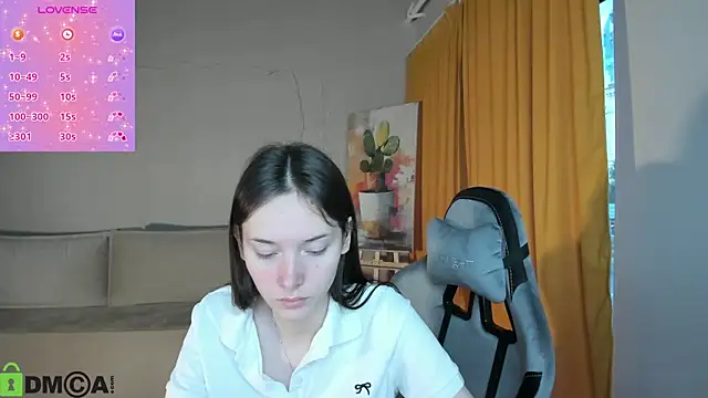 Snapshot of Eva_Leeee chatting on July 18, 2026, 5:11 am Eva Leeee online show from July 18, 2026, 5:11 am