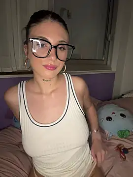Milagomez online show from June 24, 2026, 9:14 pm