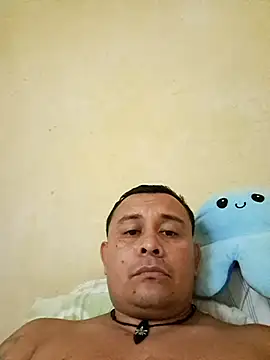 Snapshot of parejacalientenik chatting on June 22, 2026, 10:51 pm parejacalientenik online show from June 22, 2026, 10:51 pm