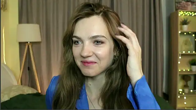 MarielRoloson online show from July 15, 2026, 7:08 pm