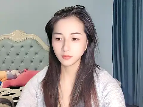 Qianqian-666 online show from June 27, 2026, 11:37 am