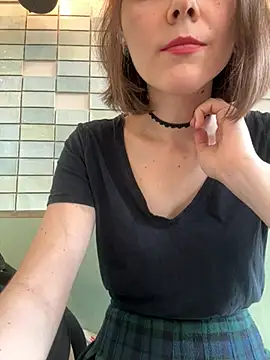 Hilda Valentine online show from July 18, 2026, 12:09 pm