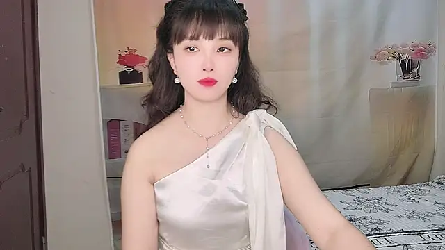Yesqiko online show from June 25, 2026, 2:55 am